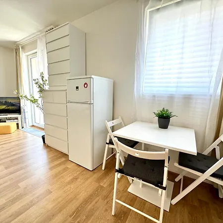 Apartment Riverside Premium Prague